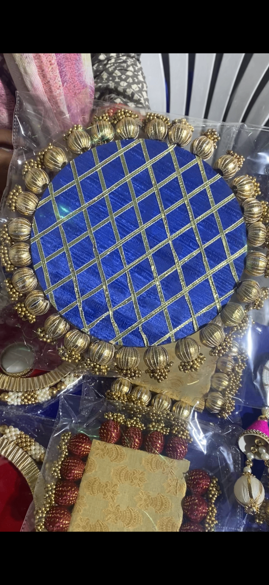Handcrafted decorative item
